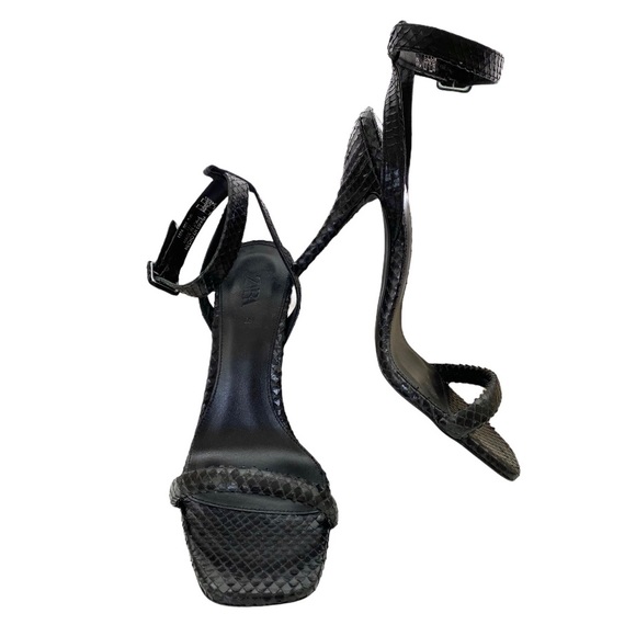 ZARA 100% Leather Snakeskin Print Sandal - Picture 2 of 5